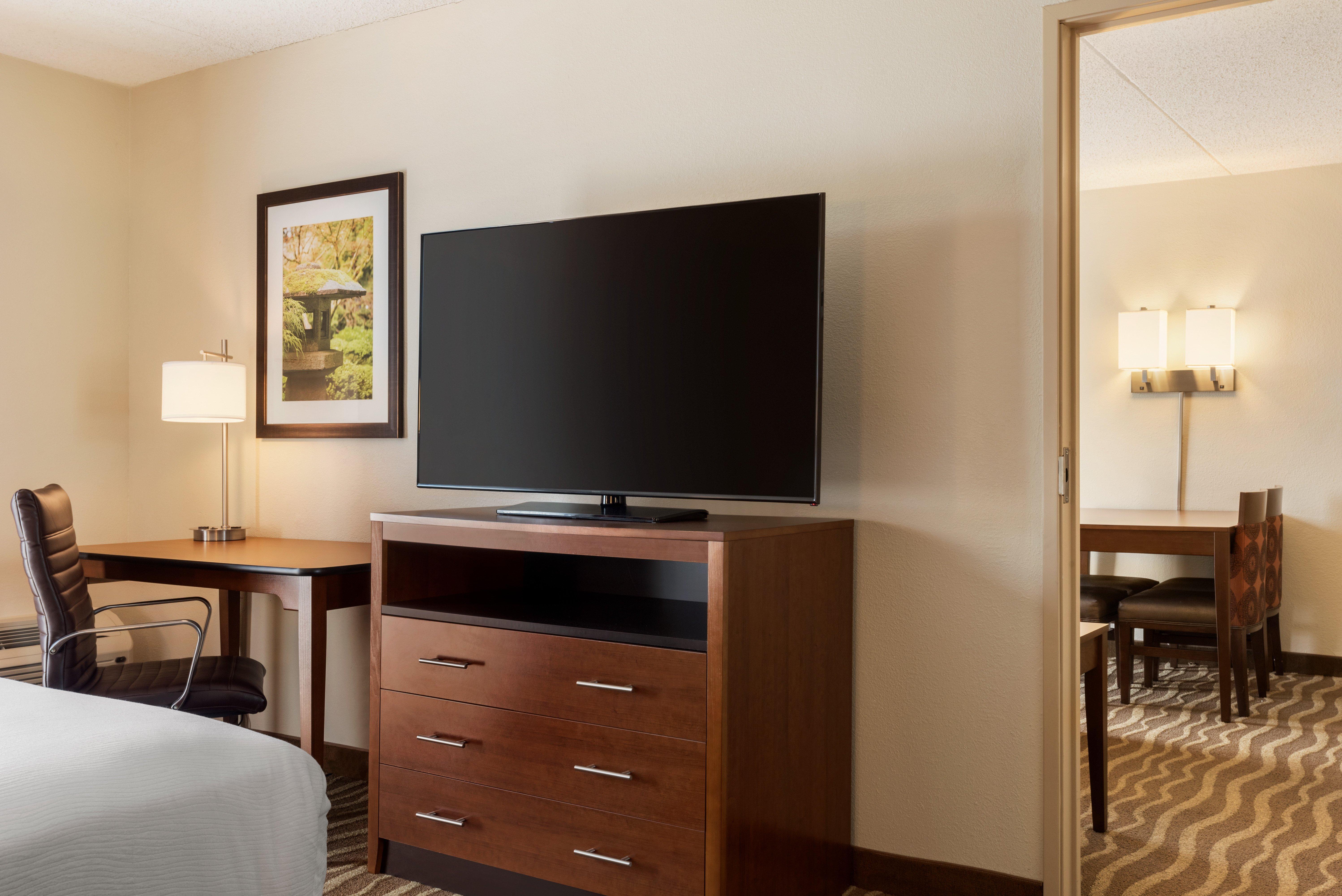 Holiday Inn Hotel & Suites Des Moines-Northwest By Ihg Urbandale Exterior foto
