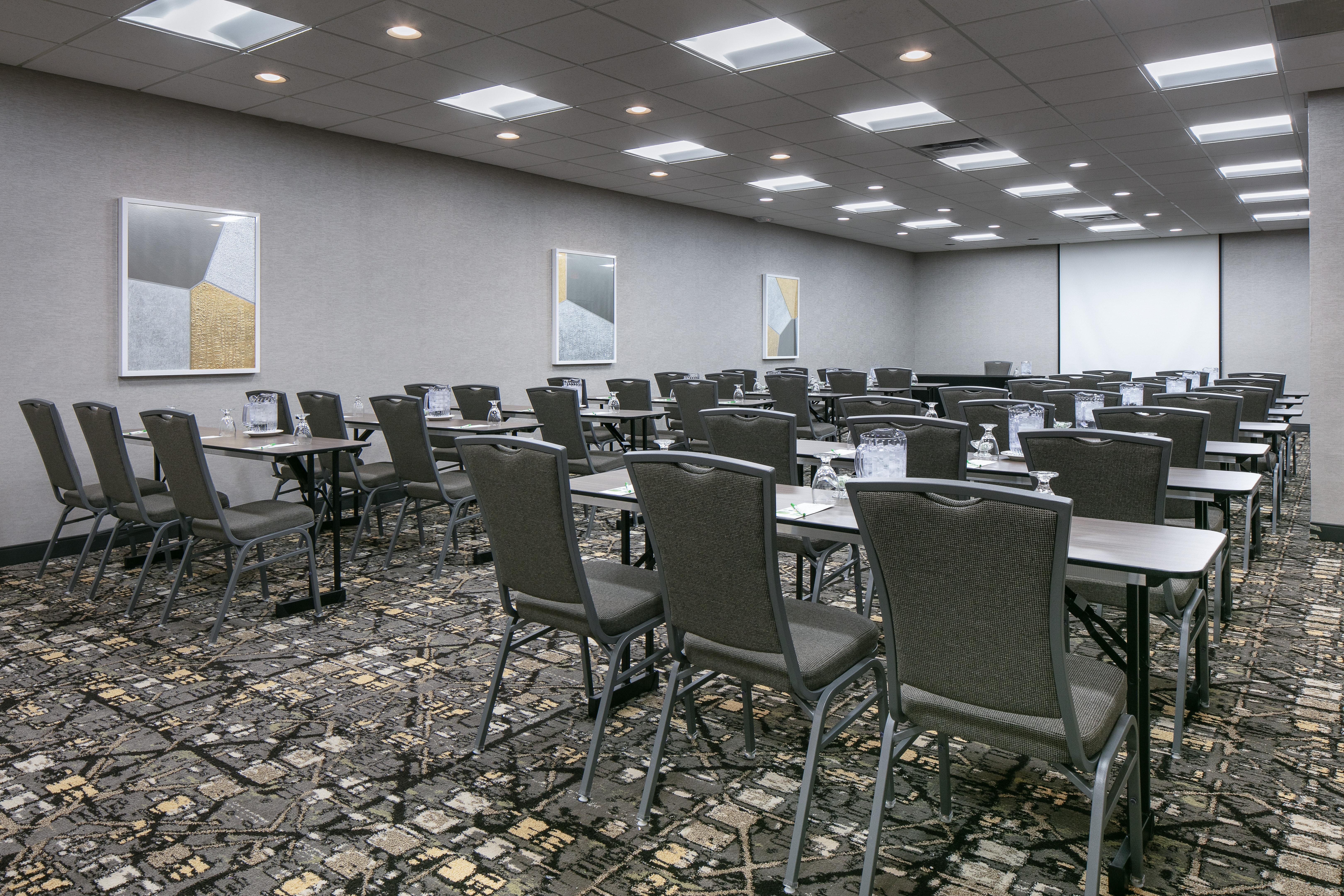Holiday Inn Hotel & Suites Des Moines-Northwest By Ihg Urbandale Exterior foto